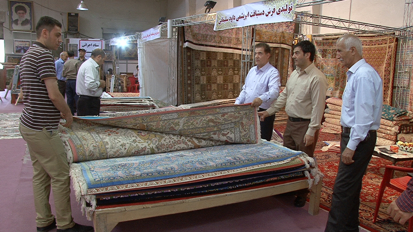 افتتاح نمایشگاه فرش ابریشم در مراغه
