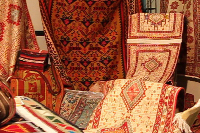 تحولی واقعی با تولید فرش و صنایع دستی در جنوب اردبیل