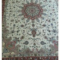 فرش دستباف تک 9متری طرح شجاعی گل ابریشم (96)